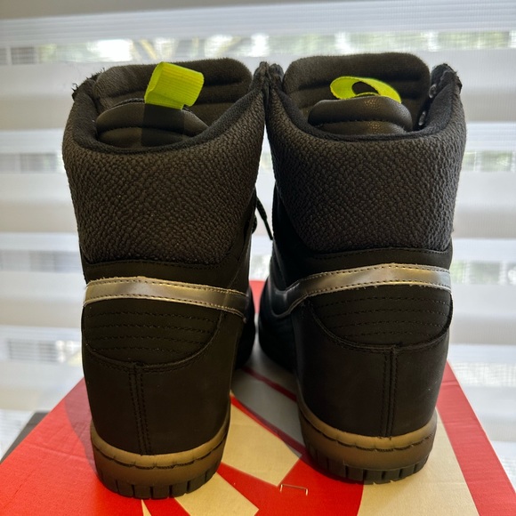 Women’s Nike Sky Hi Sneakerboot 2.0 Black/silver size 7 - Picture 2 of 7